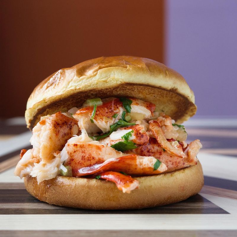 Maine – Lobster Roll Burger