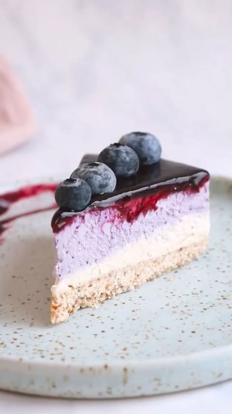 No-Bake Vegan Cheesecake