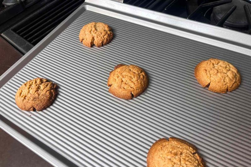 Choosing The Right Baking Sheet