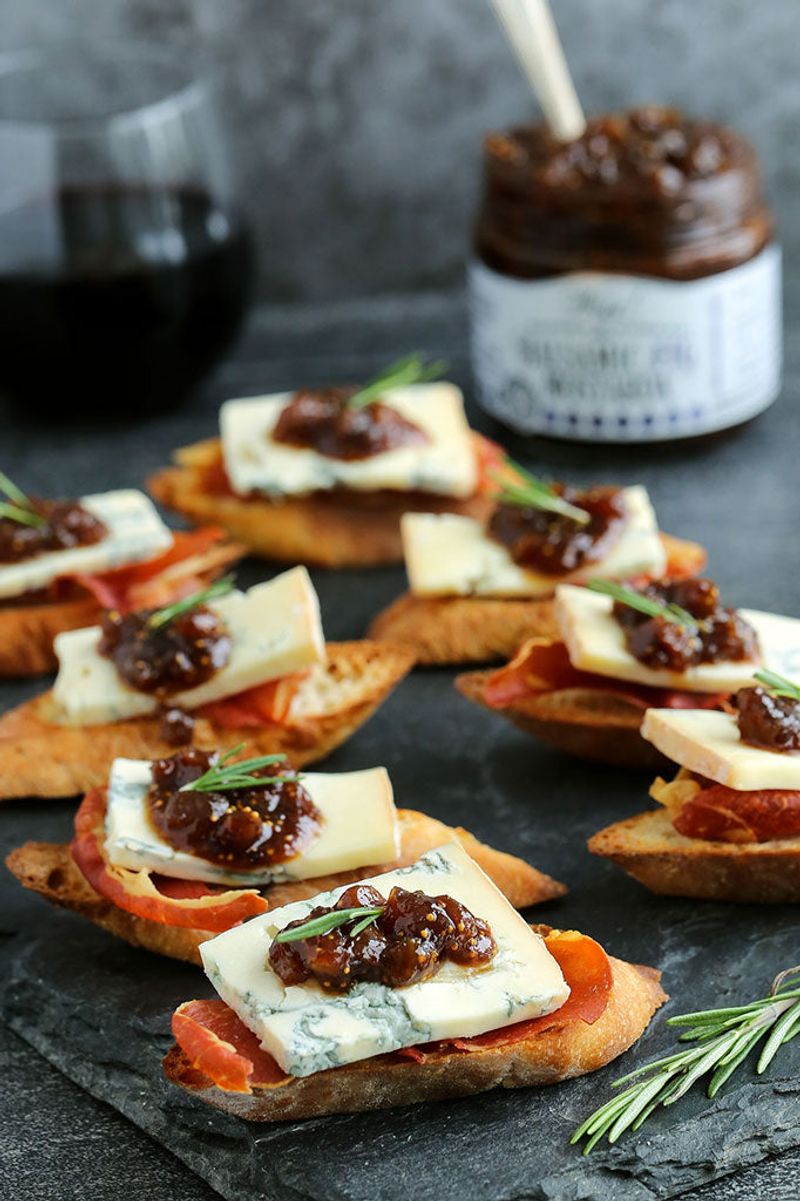Gorgonzola And Fig Crostini