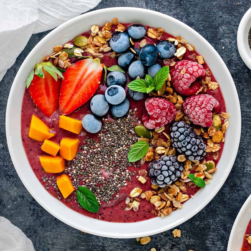Blueberry Breakfast Smoothie Bowl