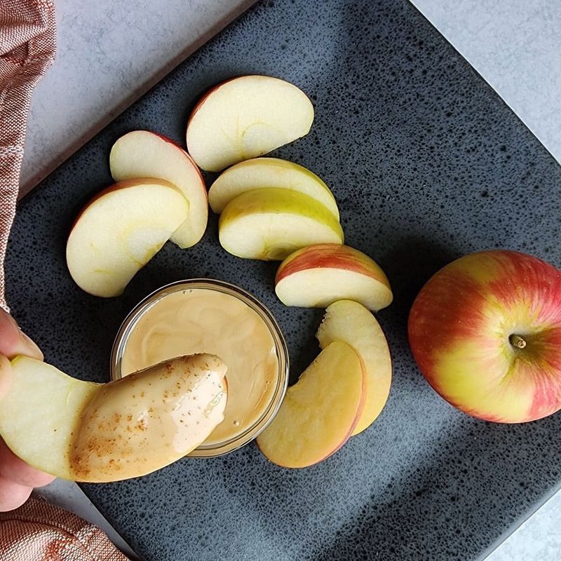 Apple Slices With Nut Butter