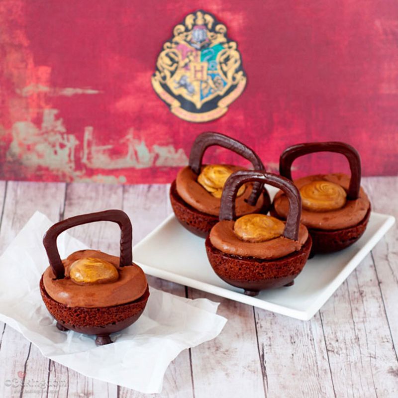 Cauldron Cakes Craze