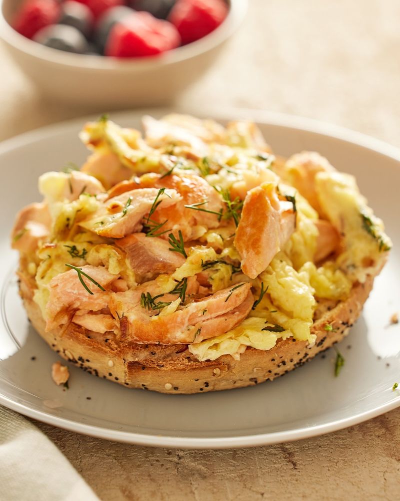 Speedy Smoked Salmon Bagel