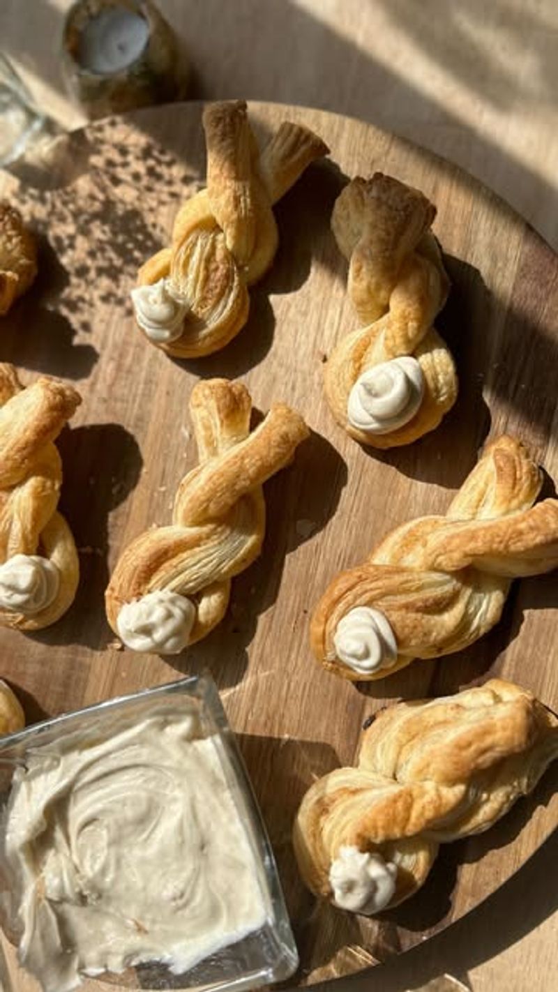 Cinnamon Sugar Bunny Twists