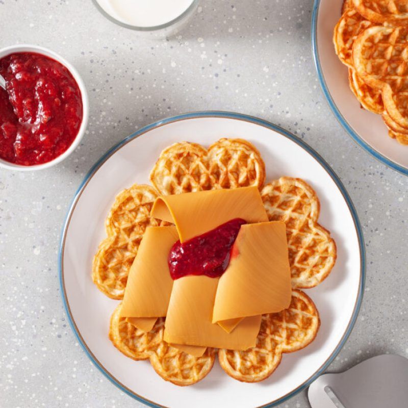 Vafler: Heart-Shaped Waffle Love