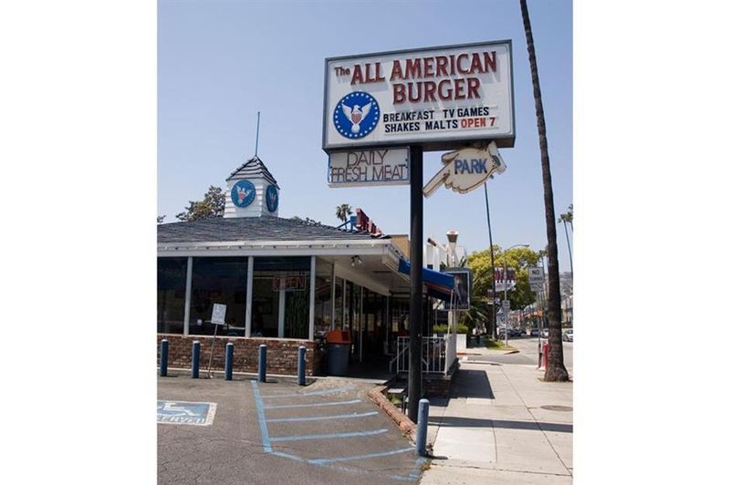 All-American Burger's Fast Food Simplicity