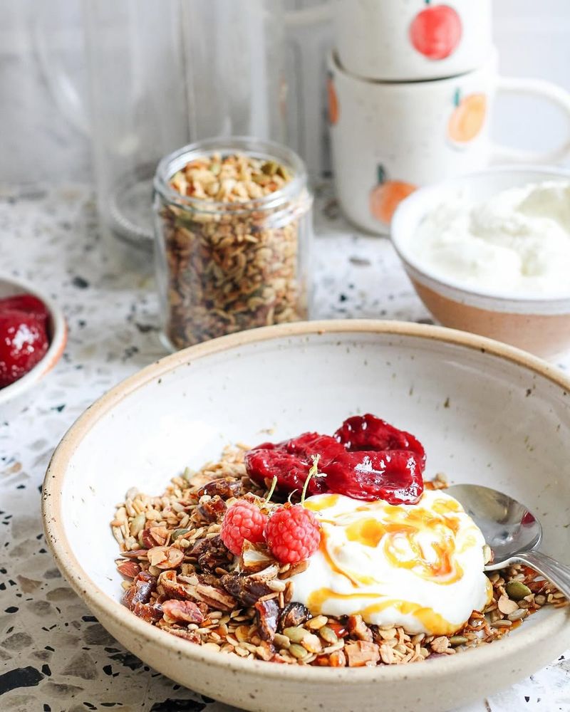 Golden Seventies: Oatmeal With Nuts And Honey