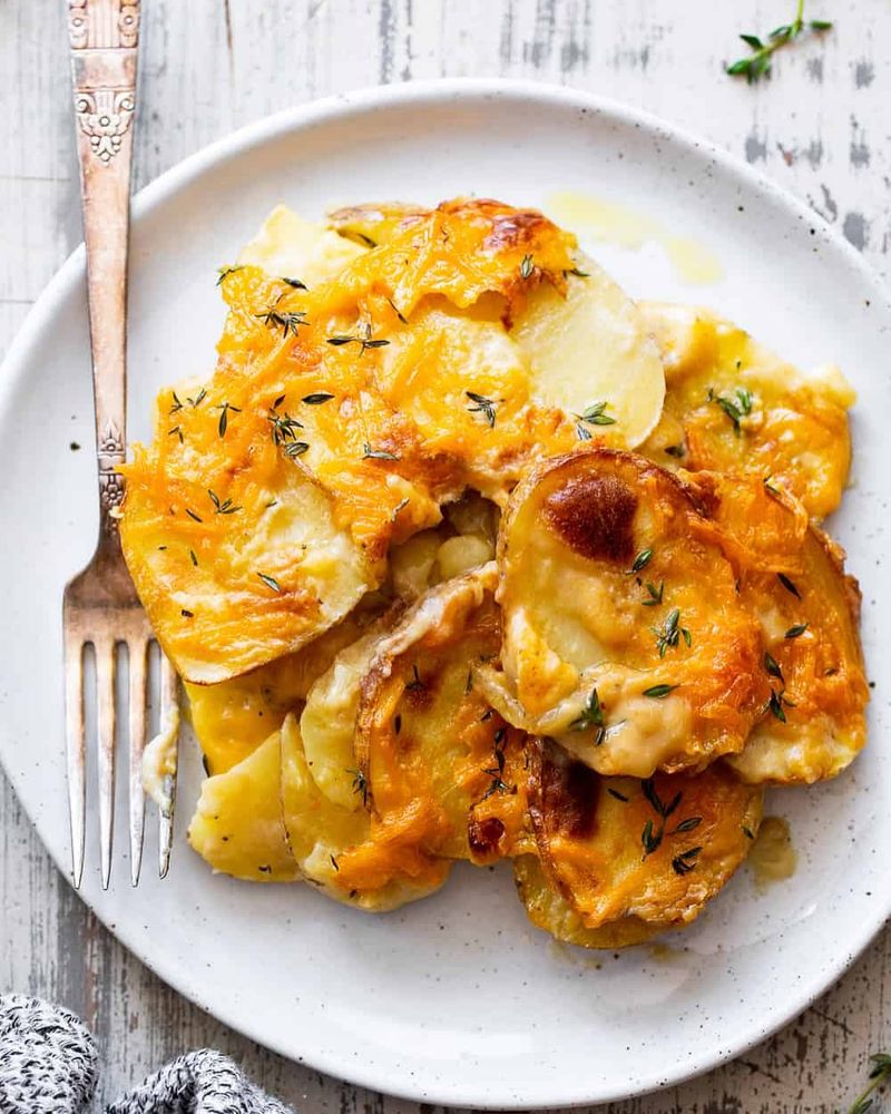 Cheesy Scalloped Potatoes