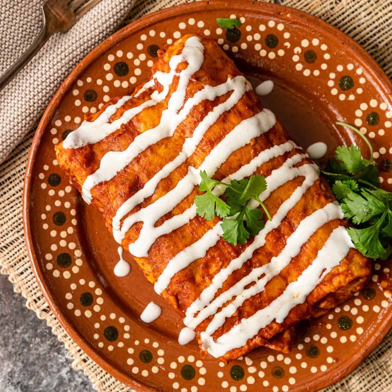 Enchiladas Rojas Con Queso