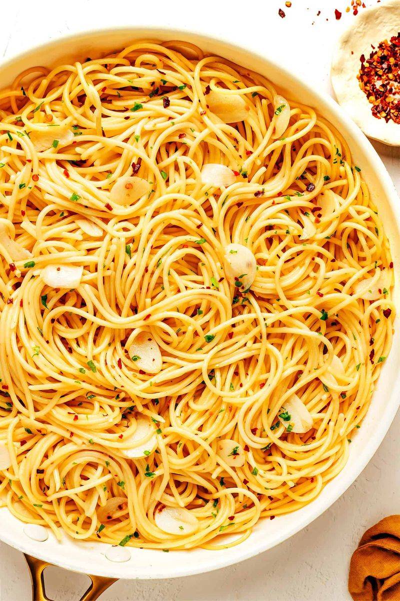 Speedy Spaghetti Aglio E Olio