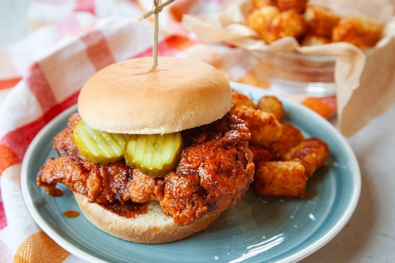 Tennessee – Nashville Hot Chicken Burger