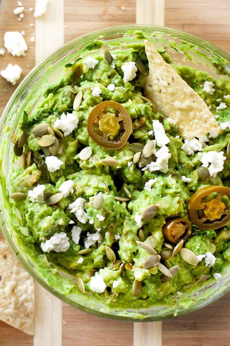 Roasted Jalapeño And Garlic Guacamole