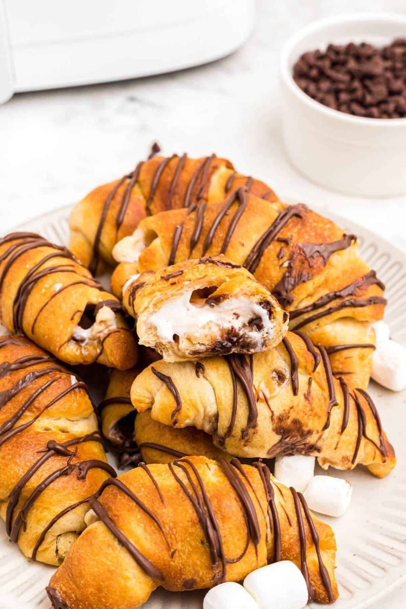 S'mores Stuffed Crescents