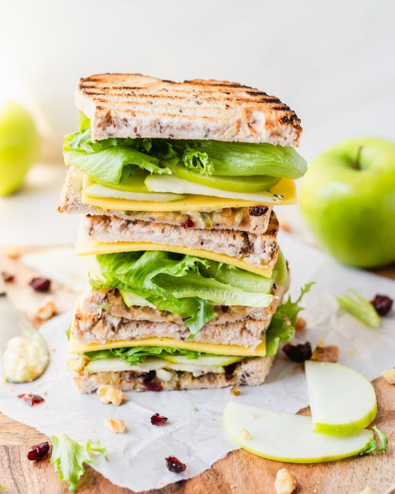 Apple And Cheddar Sandwiches