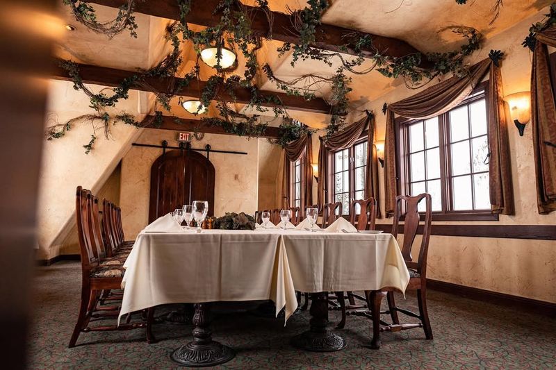 Utah: The Tree Room
