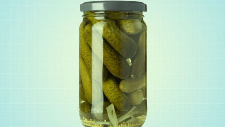 These Are The Health Benefits Of Pickle Juice, According To Experts(Including 3 That’ll Shock You)