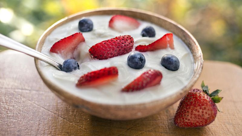 Fabulous Forties: Greek Yogurt With Berries