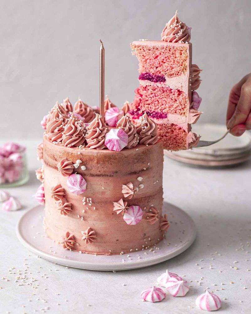 Prosecco And Strawberry Champagne Cake