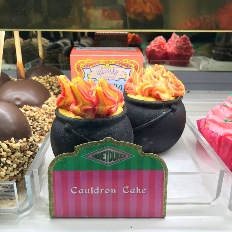 Cauldron Cakes (Universal Studios, USA)