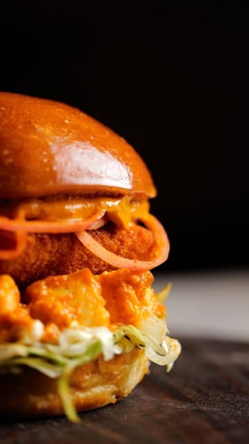 Paneer Tikka Burger