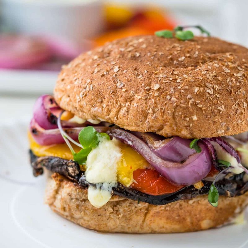 Virginia – Ham Biscuit Burger