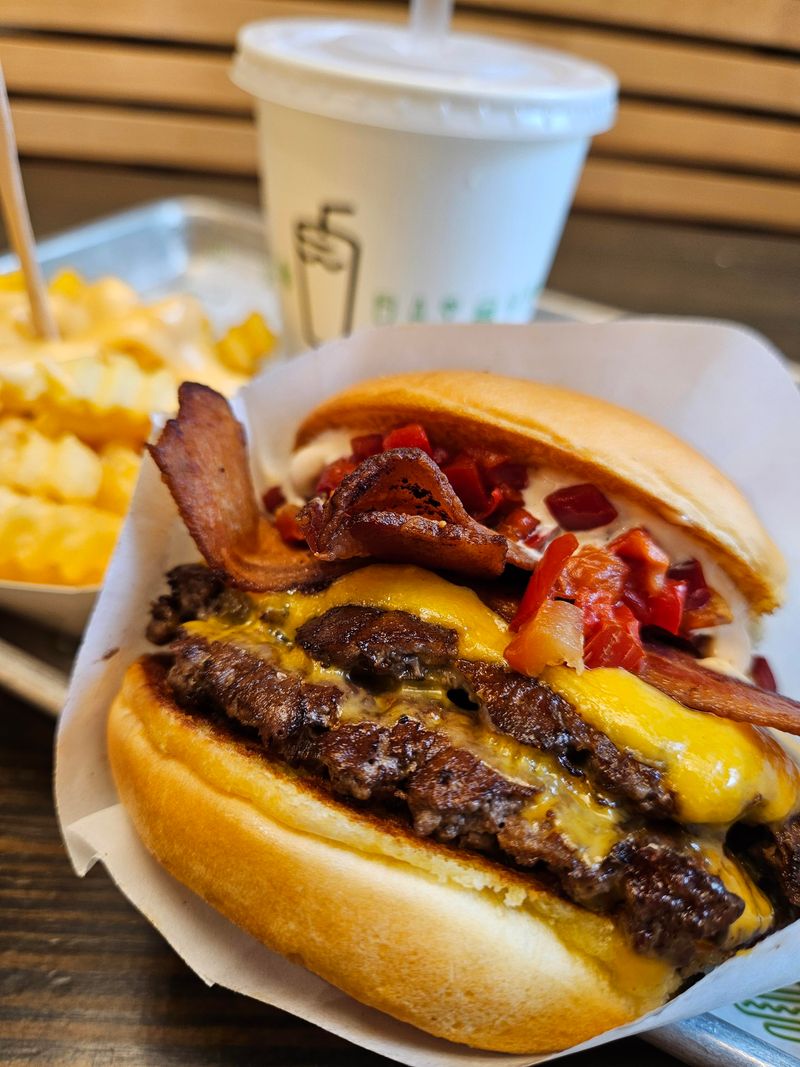 Double SmokeShack - Shake Shack