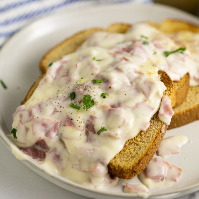 Creamed Chipped Beef On Toast