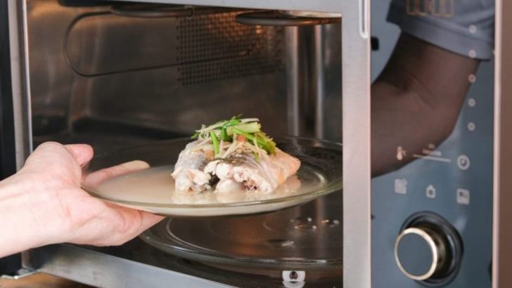 10 Foods You Should Rethink Reheating—And 5 That Are Flat-Out Dangerous