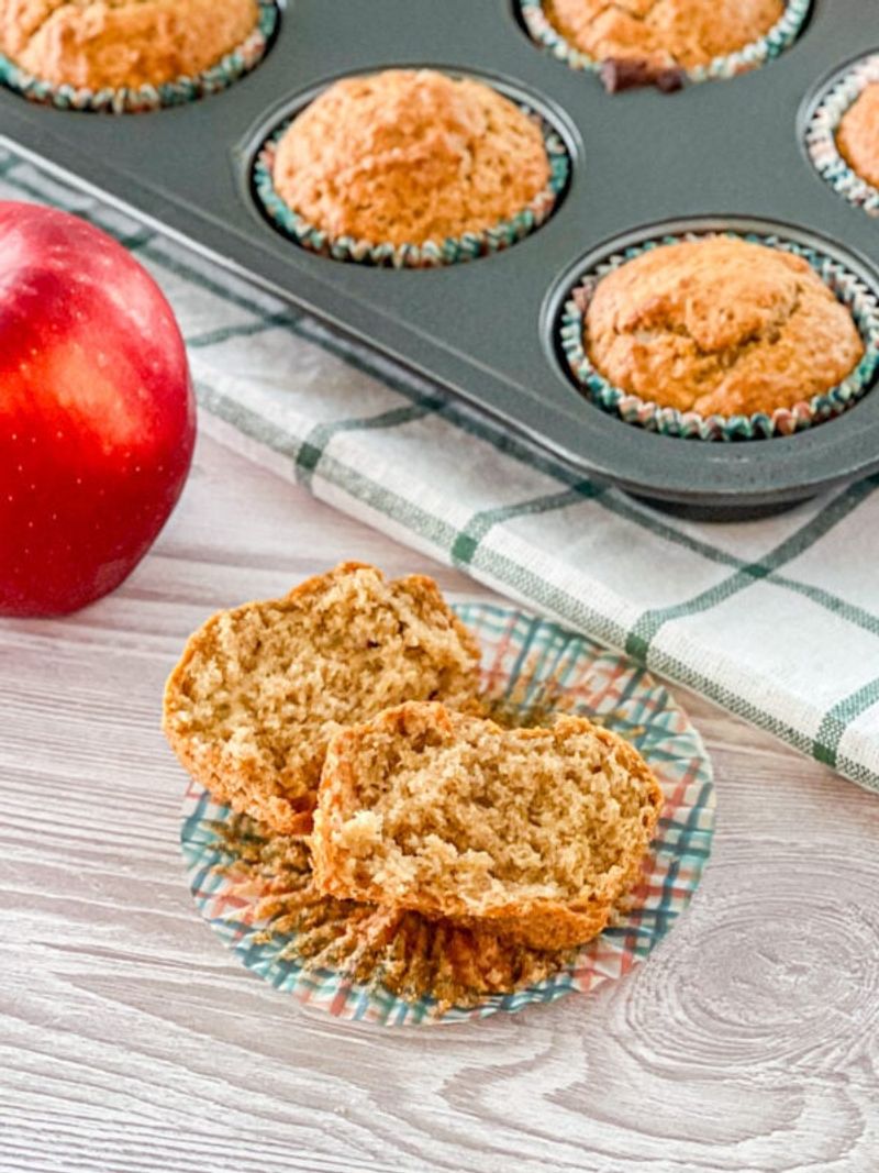 Cinnamon Applesauce Muffins