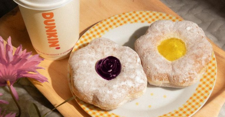 foods from chains that offer surprises on Mother's Day