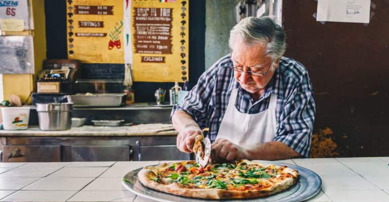 15 Most Perfect Pizza Places Across America-And 5 That Deserve A Special Slice Of Praise
