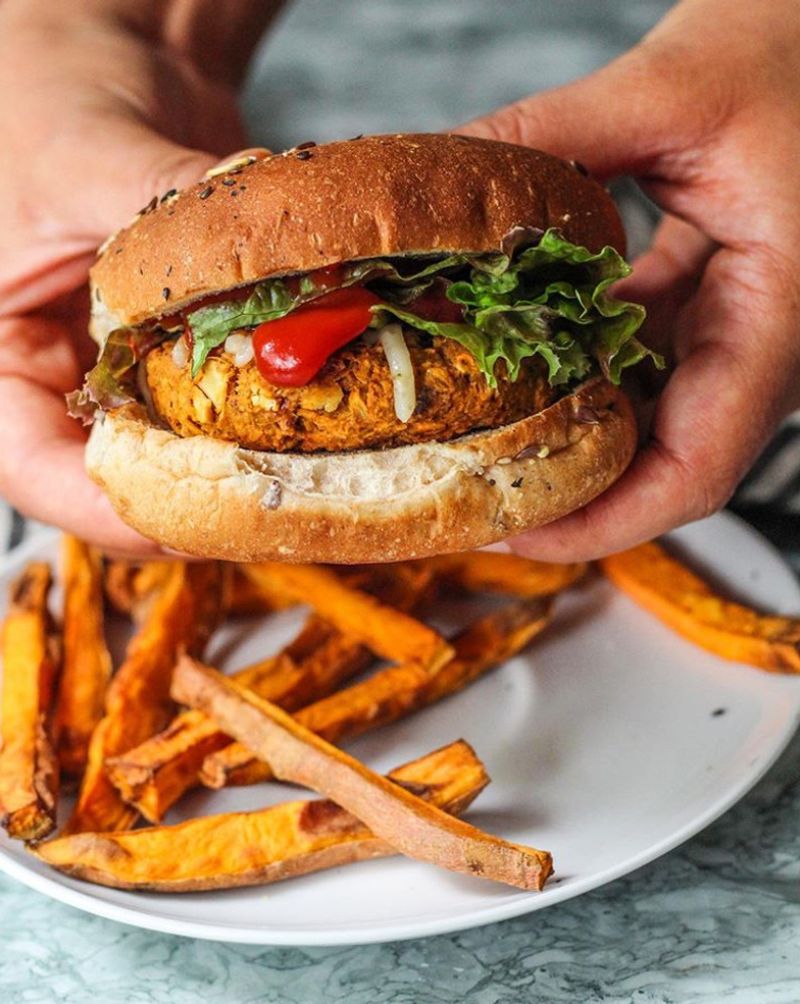 Spicy Chickpea Smash Burger