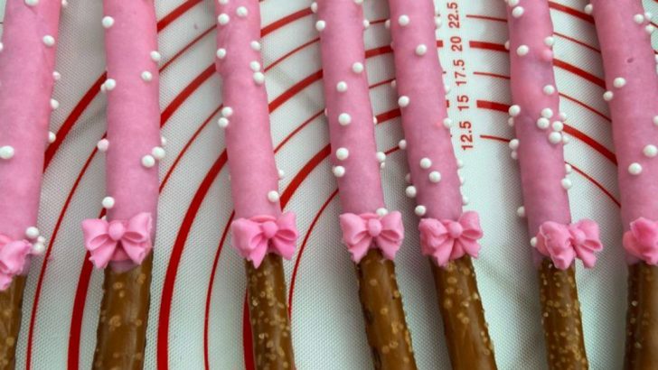 17 Minnie Mouse Party Snacks That Feel Like A Dream