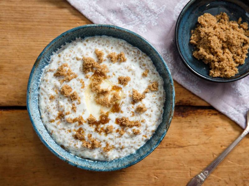 Classic Creamy Oatmeal With Brown Sugar