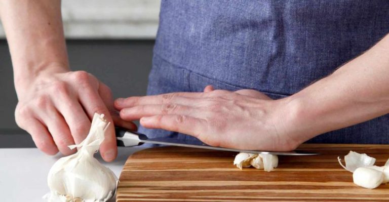 18 Foods You’re Probably Slicing, Peeling, And Cutting All Wrong