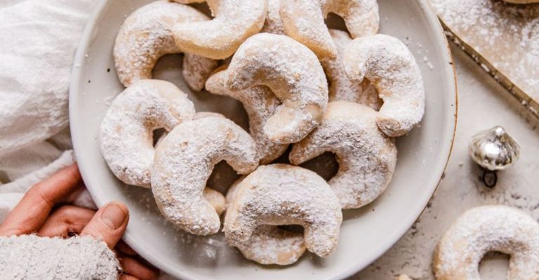 18 Light And Buttery Cookies Made Effortlessly In No Time