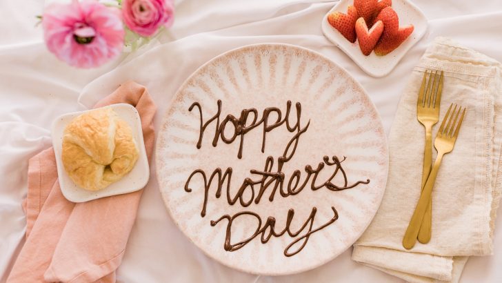 18 Mother’s Day Lunches That Put Breakfast In Bed To Shame