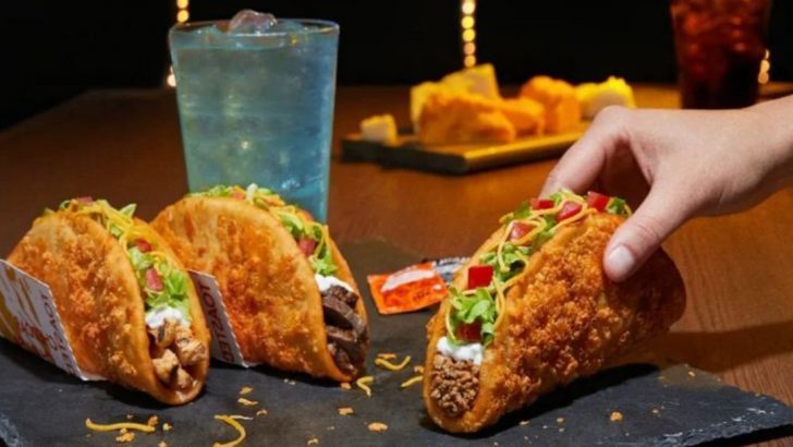 20 Fast Food Restaurants Where Size Really Does Matter (Ranked By Size)