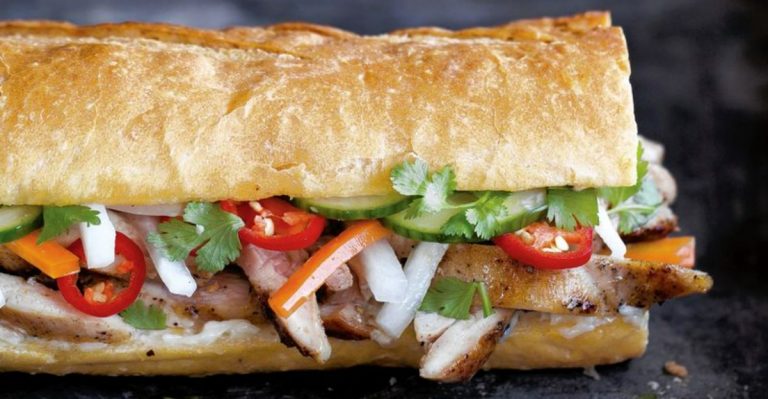 amazing street food everyone loves