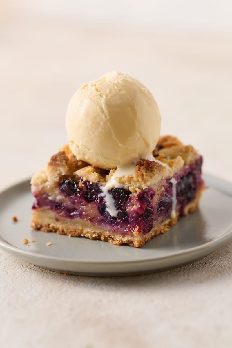Blueberry Crumble Bars