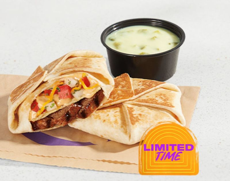 Taco Bell's Breakfast Crunchwrap Supreme