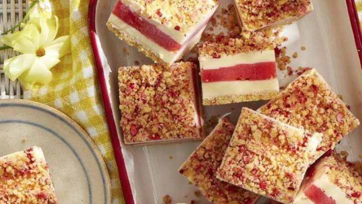 9 Juicy Strawberry Recipes To Relive Picnic Days—And 8 Built To Travel