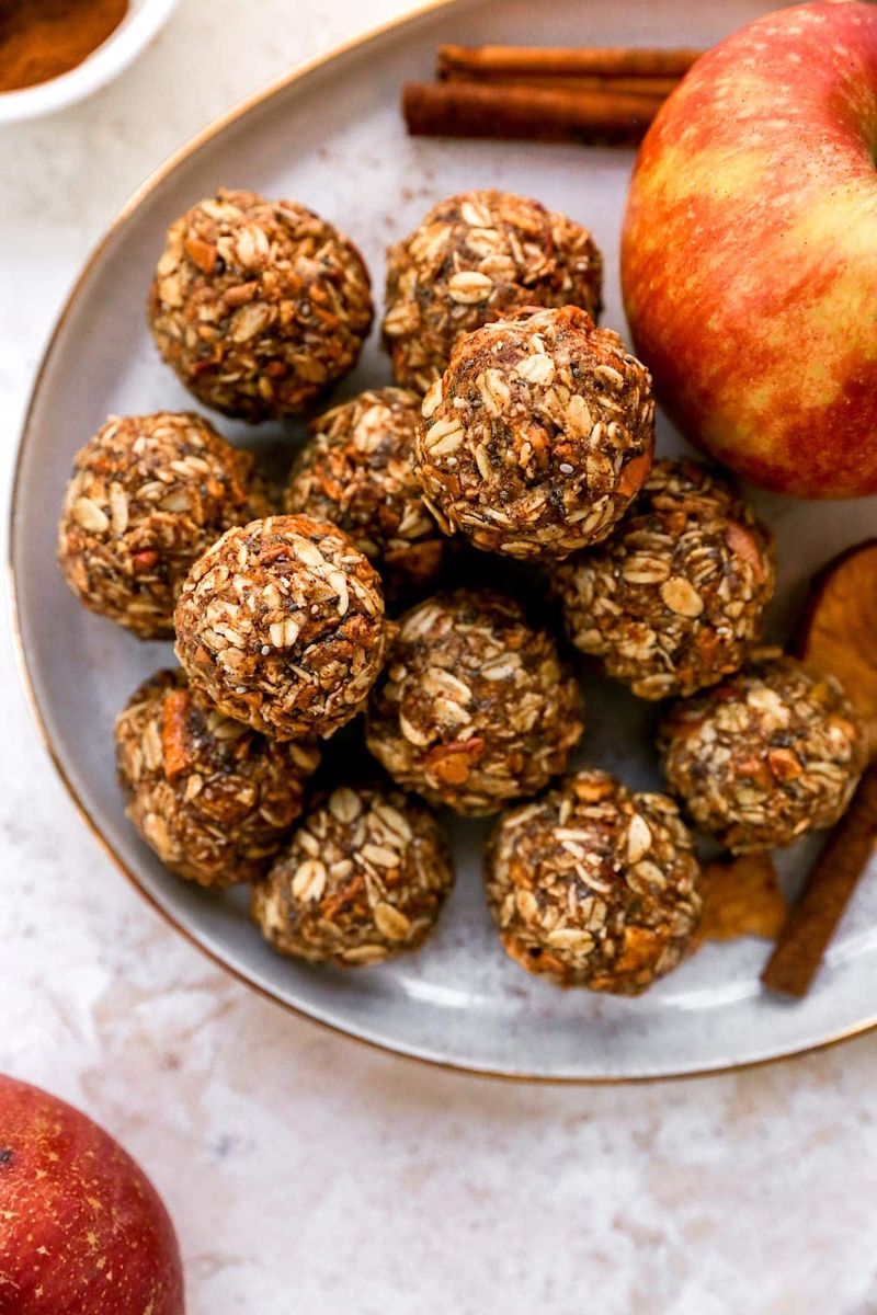 No-Bake Applesauce Energy Bites
