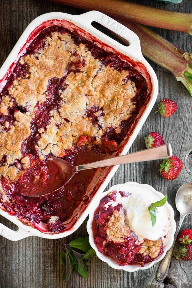 Strawberry Rhubarb Cobbler