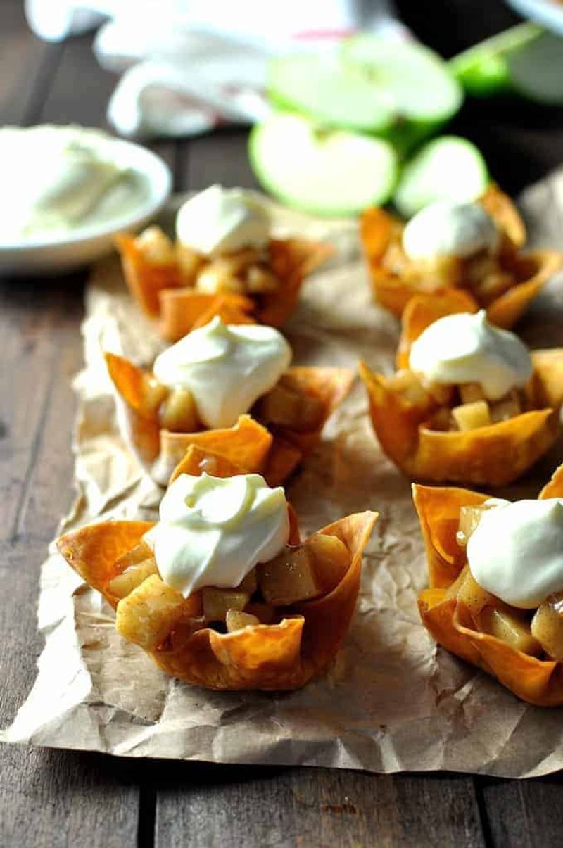 Apple Pie Wonton Bites