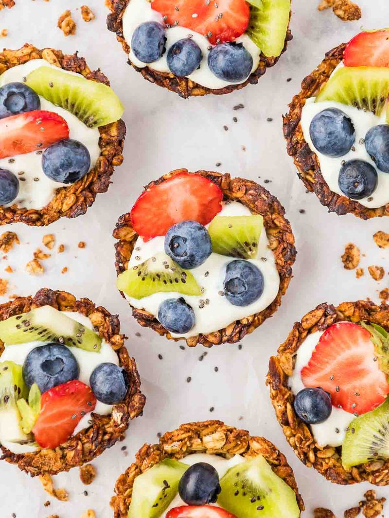 Applesauce Granola Cups