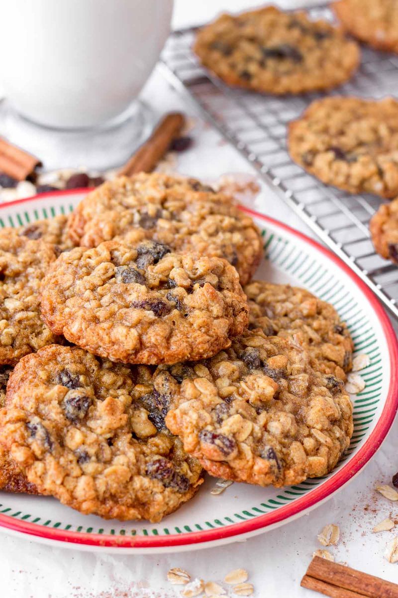 Soft Oatmeal Raisin Cookies