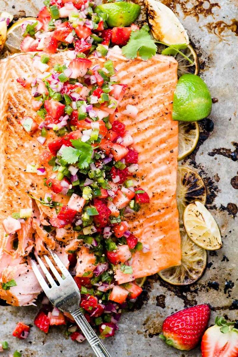 Grilled Salmon With Strawberry Salsa