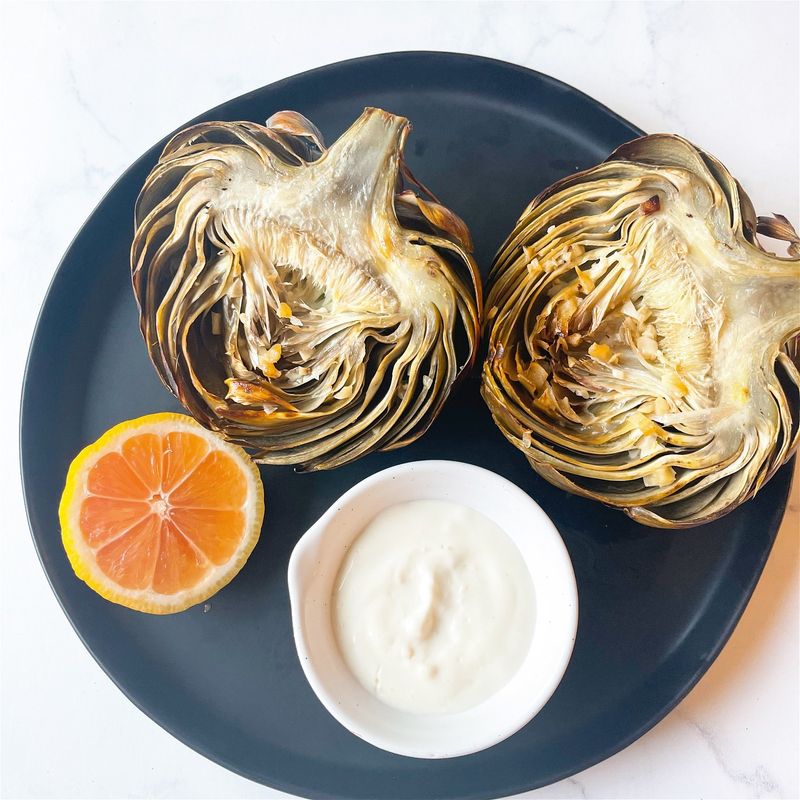 Grilled Artichokes With Lemon Aioli
